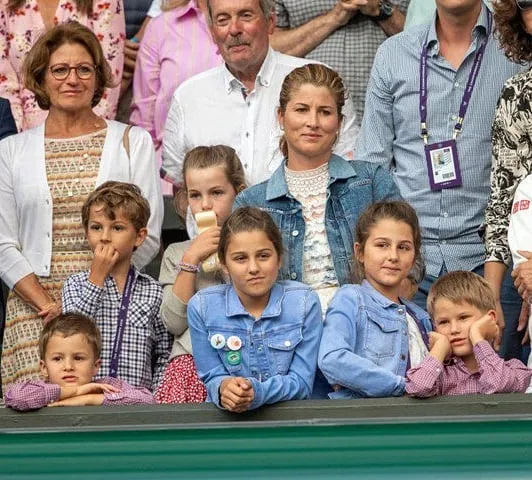 Roger Federer daughters and sons along with his wife Mirka Federer